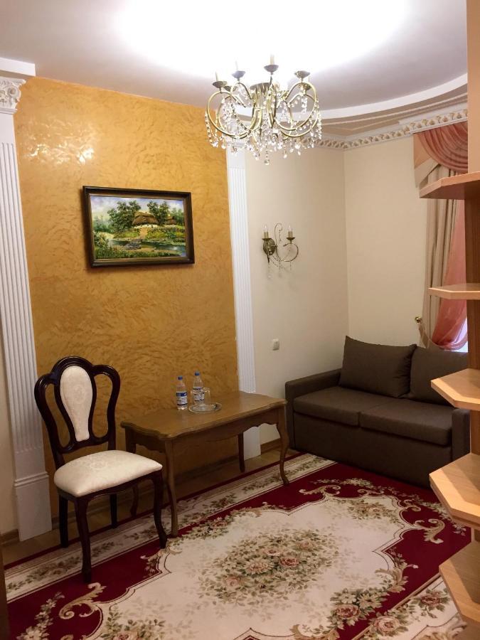 Петрос Family Hotel Jaremtje Exteriör bild